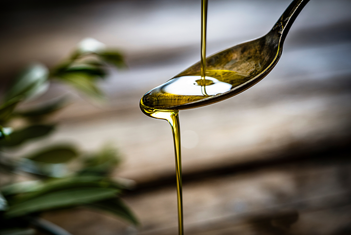 Transform Your Lifestyle with Verde Azzura: The Healthiest Ways to Use Extra Virgin Olive Oil